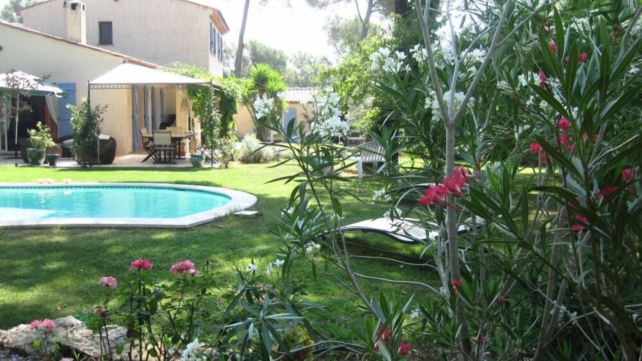 Photo of Outdoor in Roquefort-les-Pins