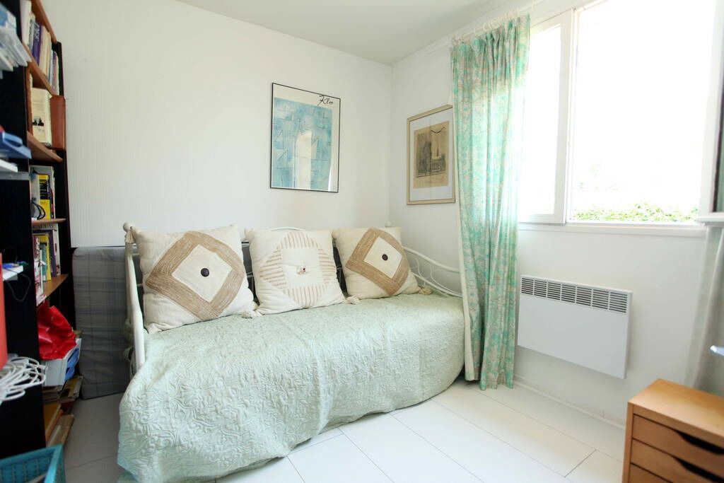 Photo of Bedroom in Roquefort-les-Pins