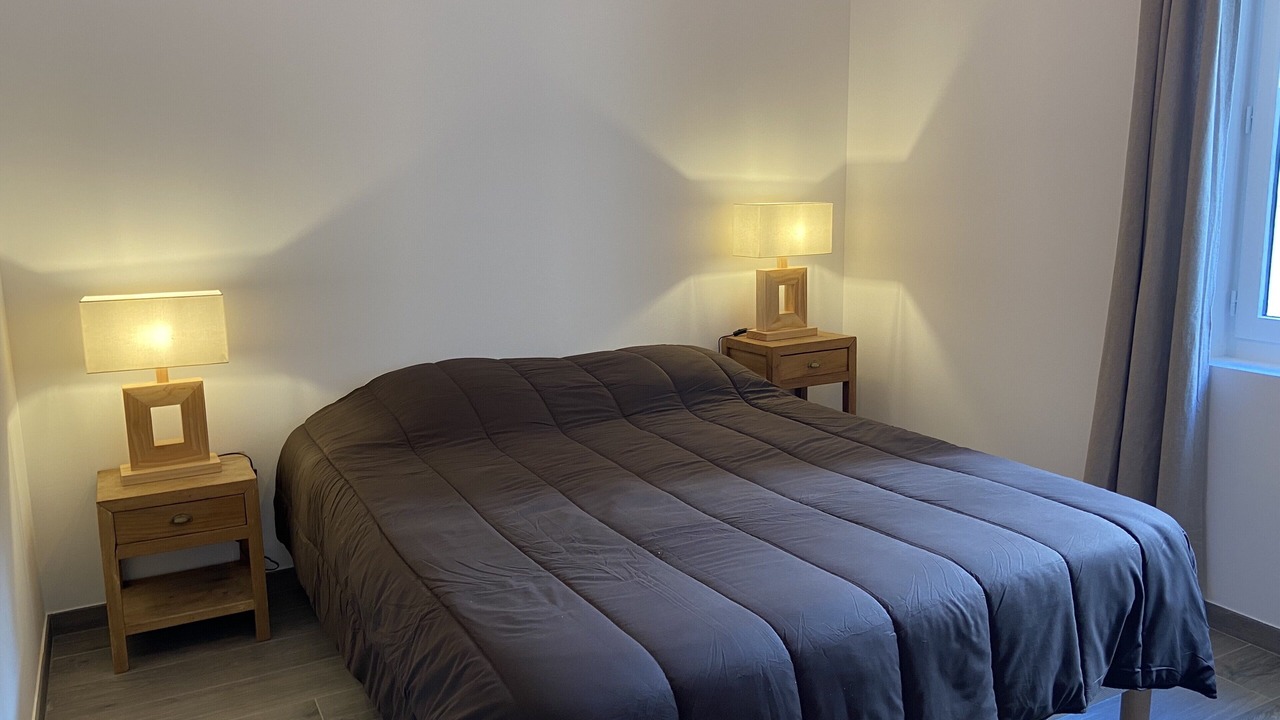 Photo of Bedroom in Roussillon