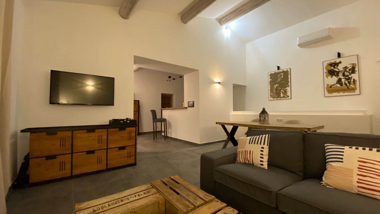 Photo of Livingroom in Roussillon