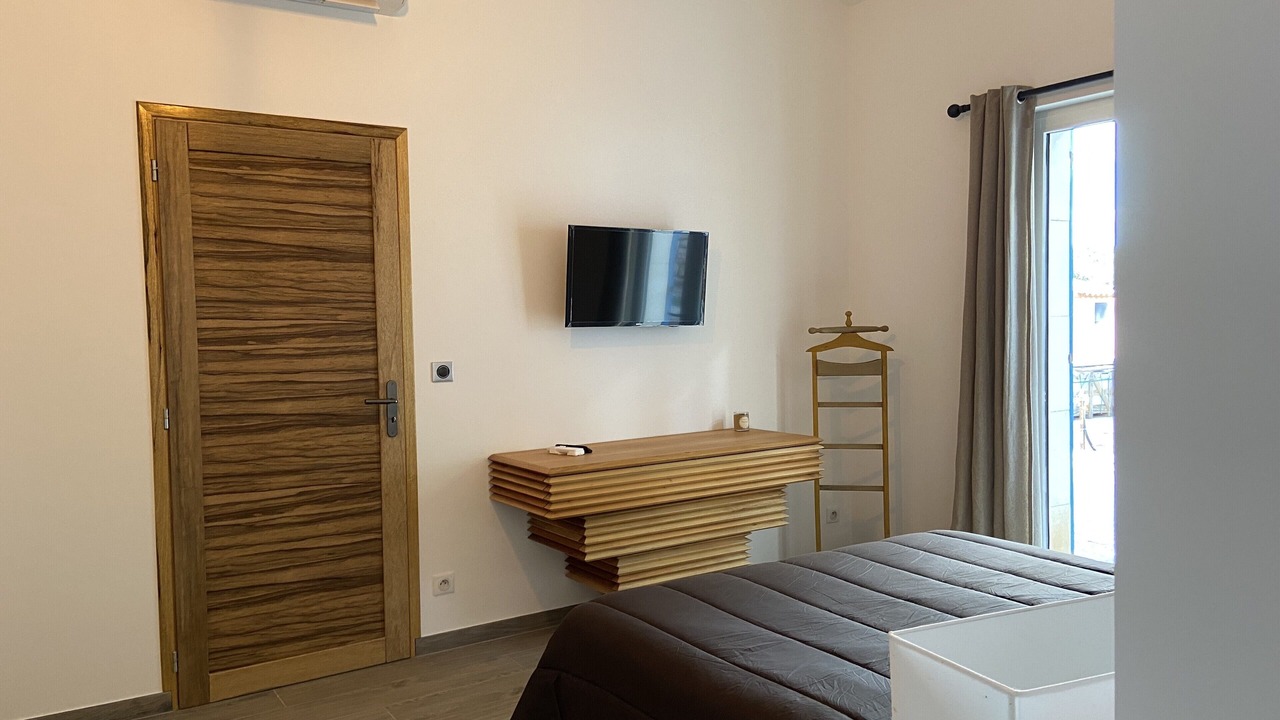 Photo of Bedroom in Roussillon