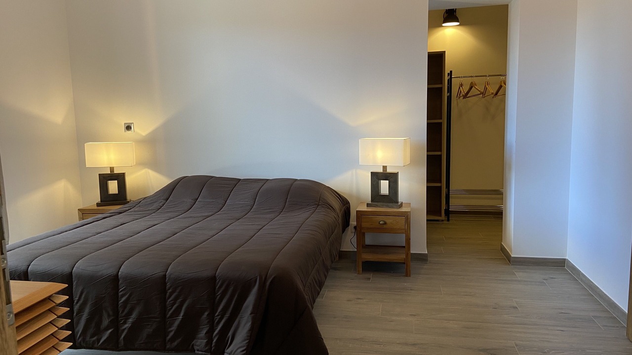 Photo of Bedroom in Roussillon