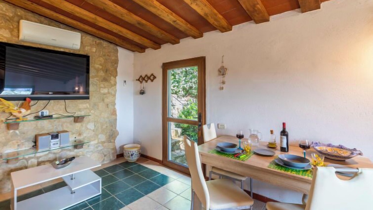 Photo of Bedroom in Castellina in Chianti