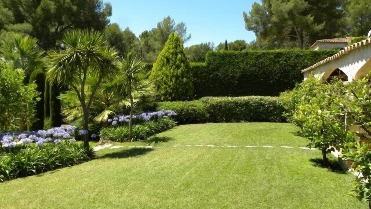 Photo of Others in Roquefort-les-Pins