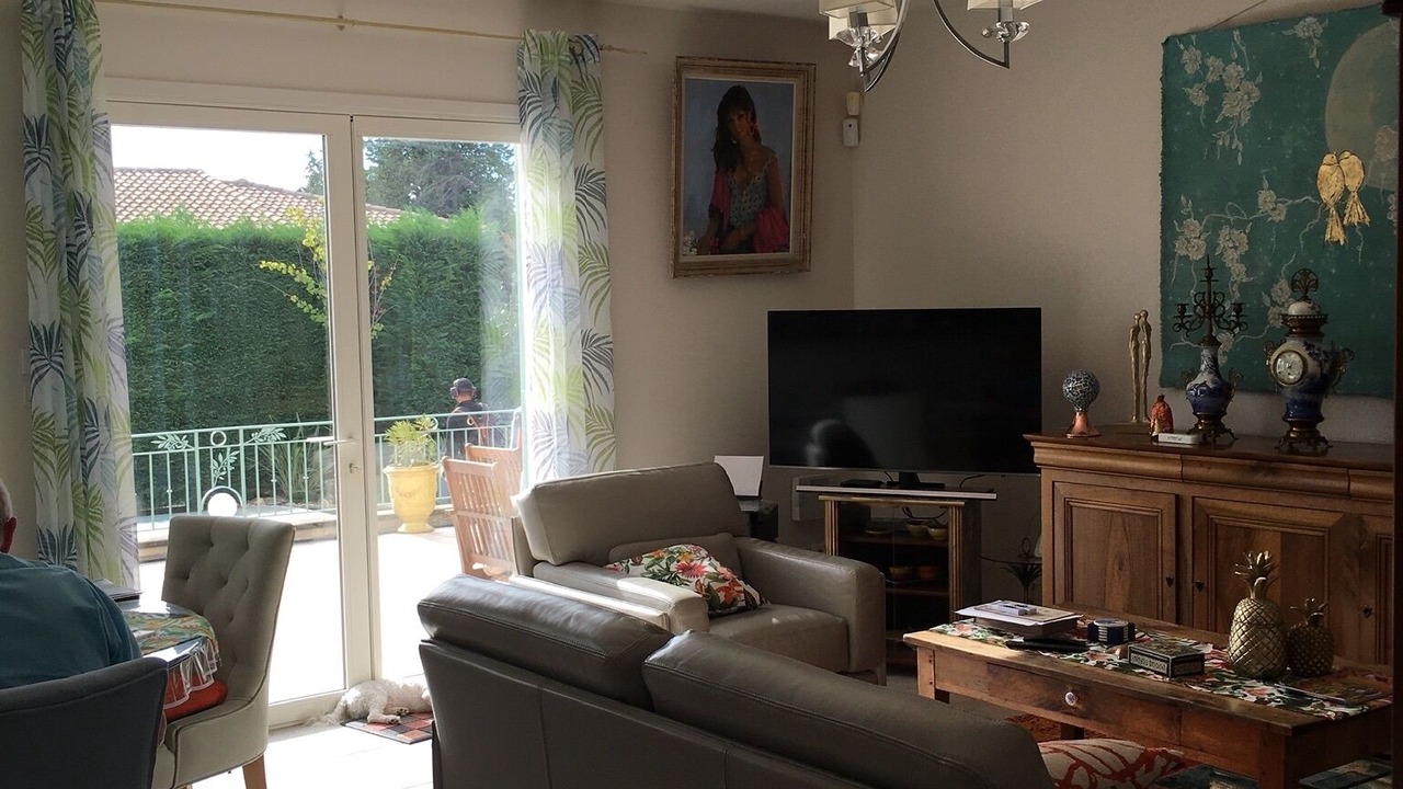 Photo of Livingroom in Paradou