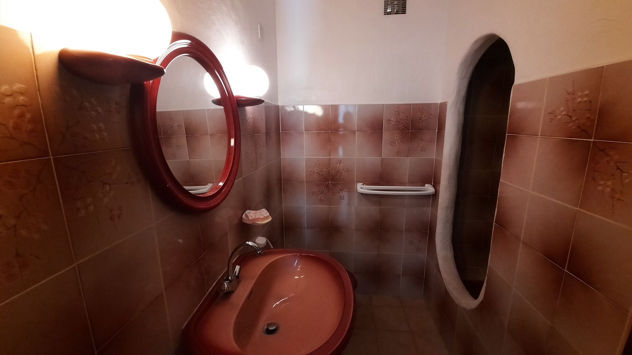 Photo of Bathroom in Six-Fours-les-Plages