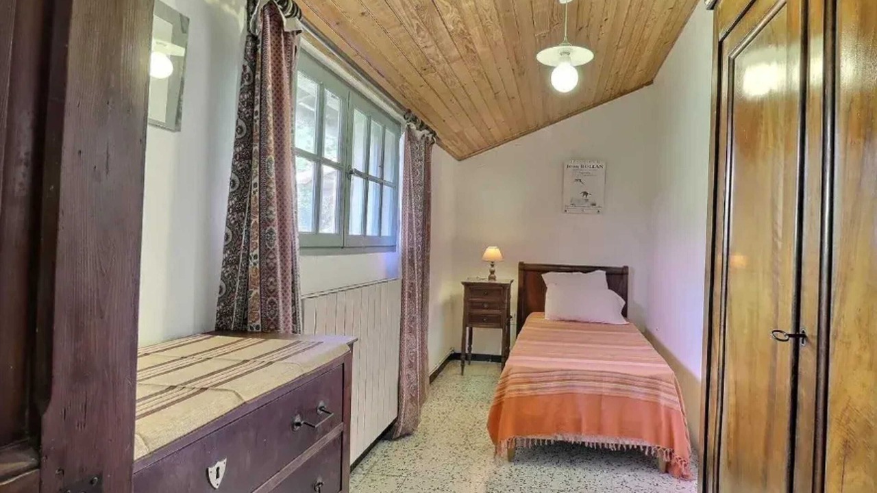 Photo of Bedroom in Saintes-Maries-de-la-Mer