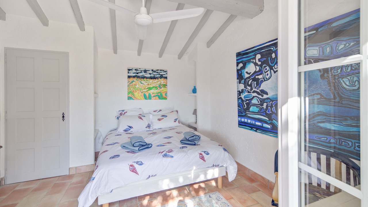 Photo of Bedroom in Guerrevieille