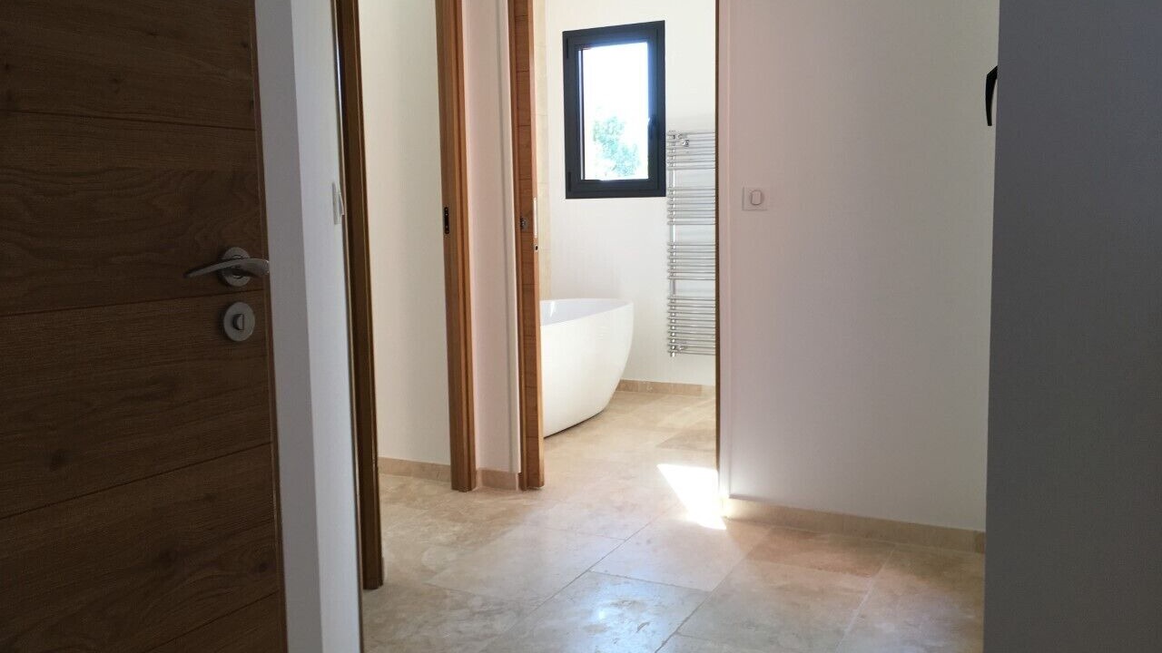 Photo of Bathroom in Roquevaire