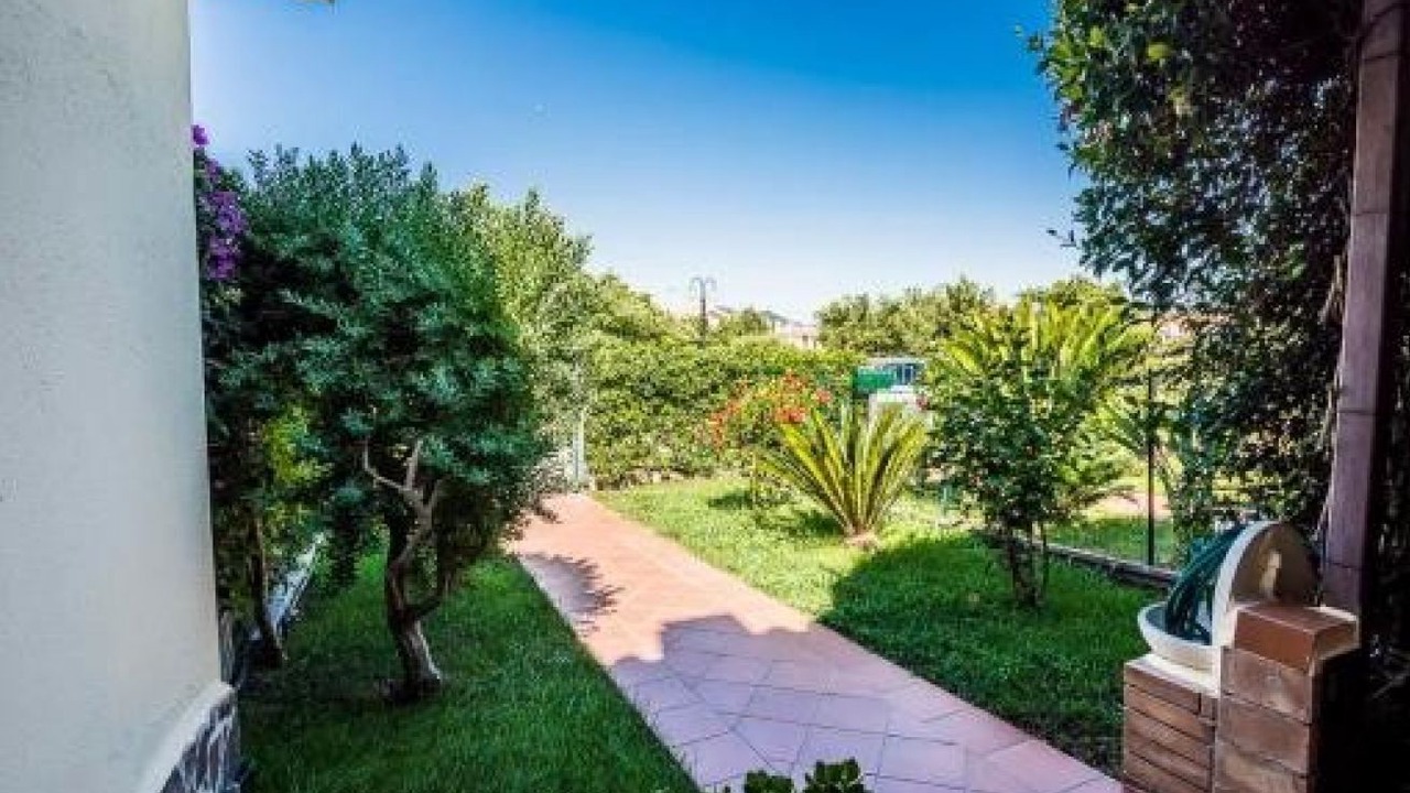 Photo of Outdoor in San Teodoro City Centre
