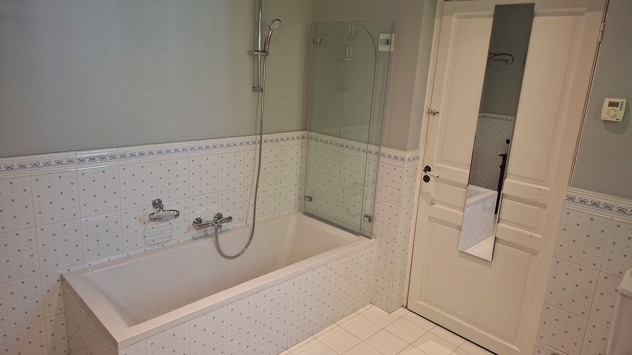 Photo of Bathroom in Molleges