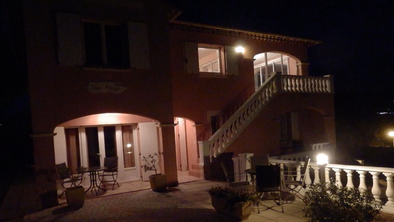 Photo of Patio Balcony in Agay