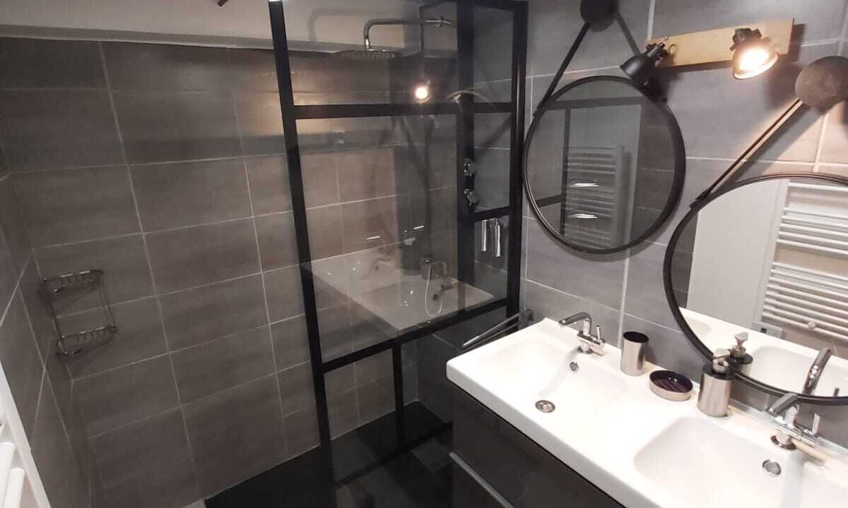Photo of Bathroom in Gassin