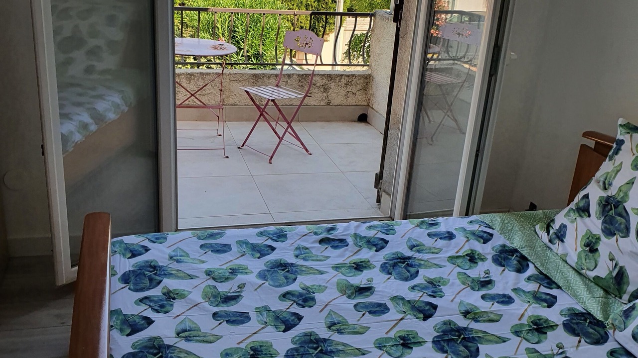 Photo of Bedroom in Hyeres
