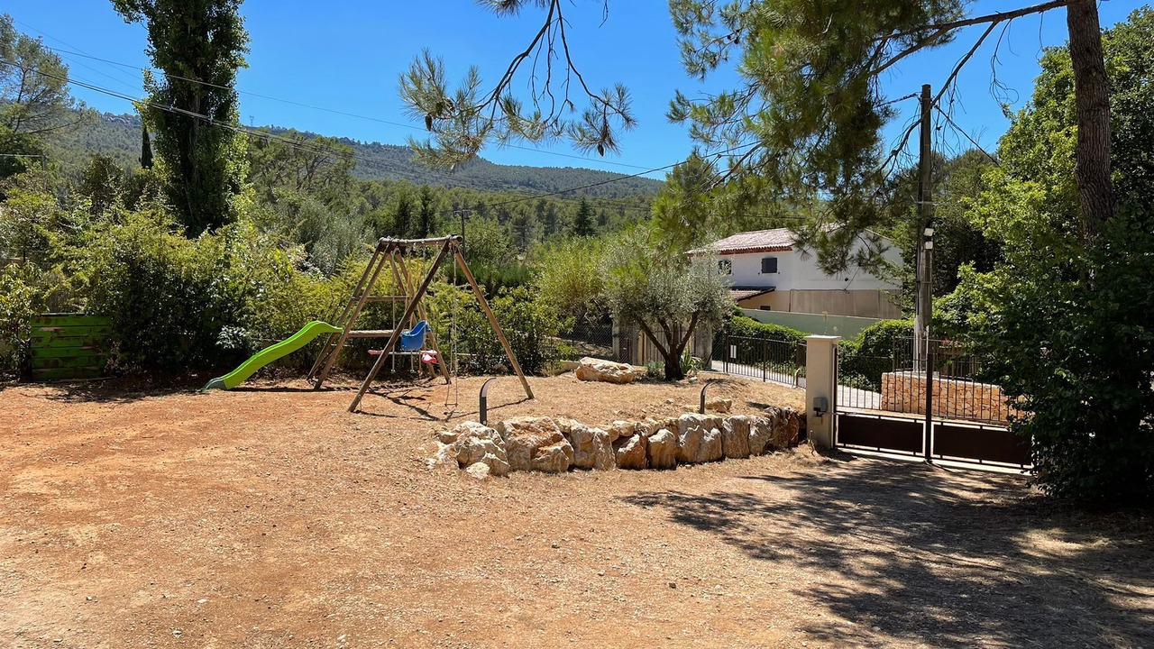 Photo of Others in Cuges-les-Pins