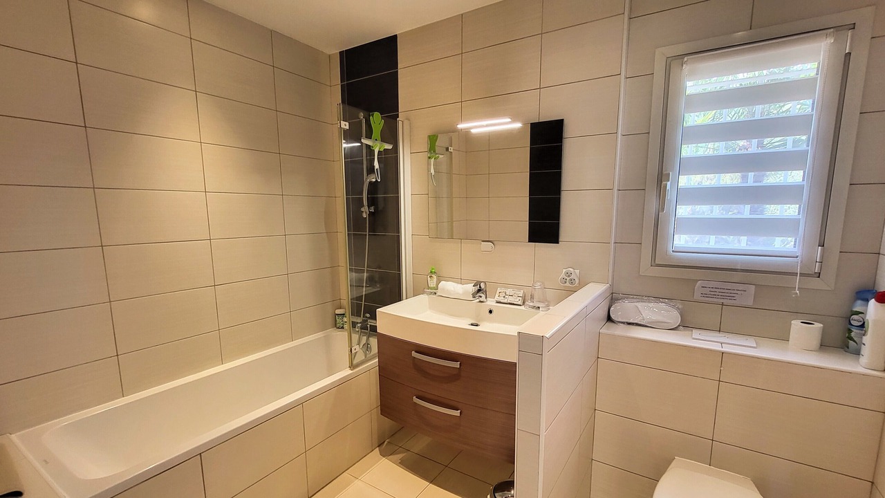 Photo of Bathroom in Mandelieu-La-Napoule