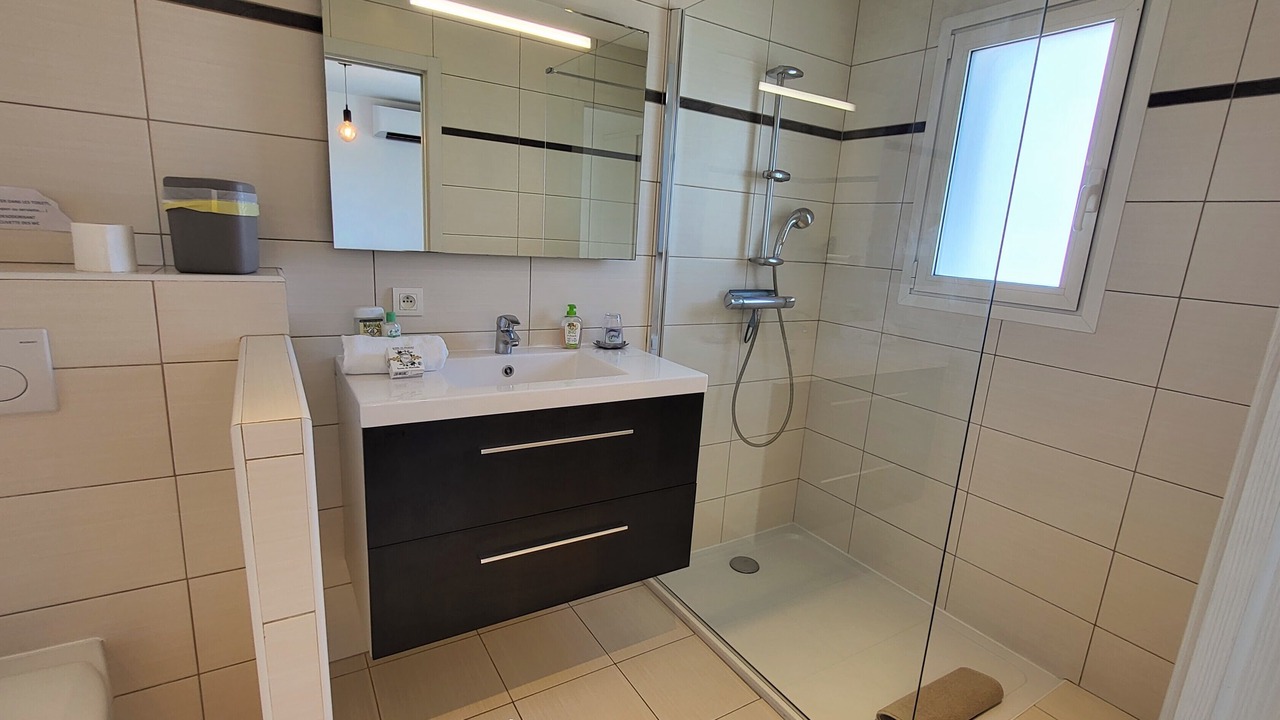Photo of Bathroom in Mandelieu-La-Napoule