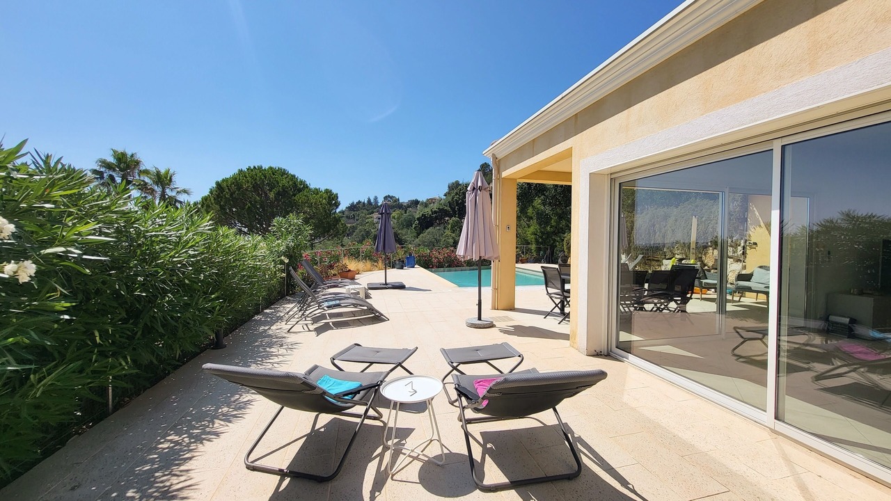 Photo of Patio Balcony in Mandelieu-La-Napoule
