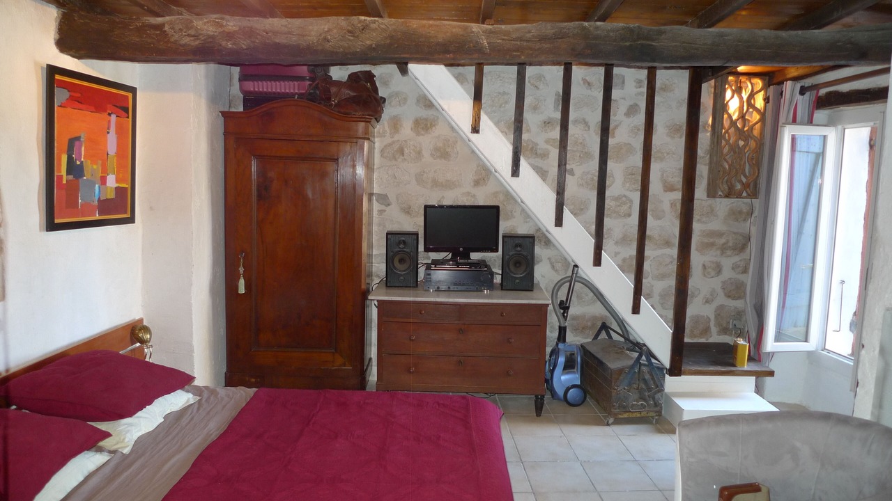 Photo of Bedroom in Montmeyan