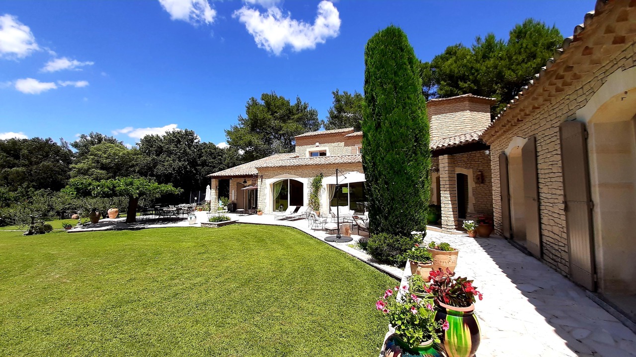 Photo of Patio Balcony in Les Baux-de-Provence