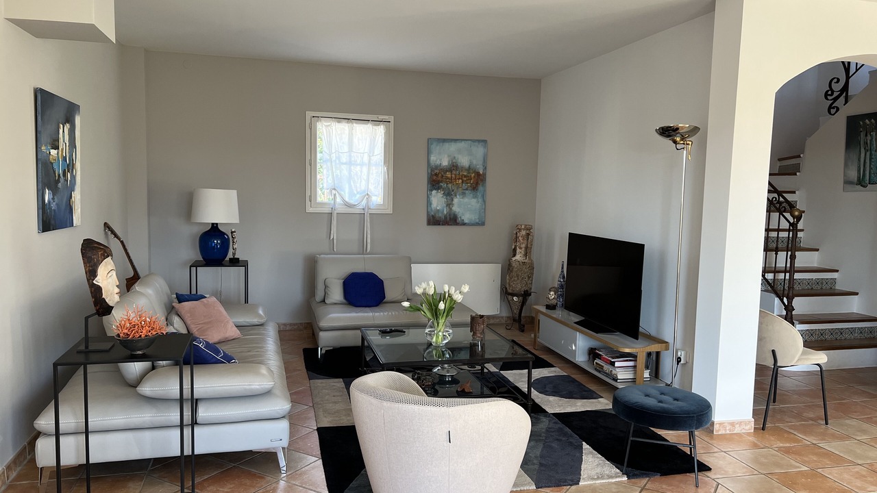 Photo of Livingroom in Eguilles