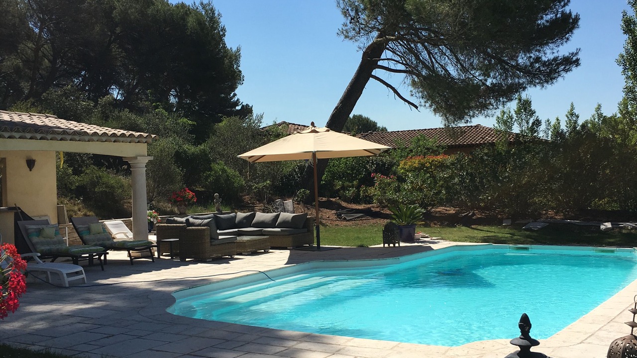 Photo of Outdoor in Eguilles