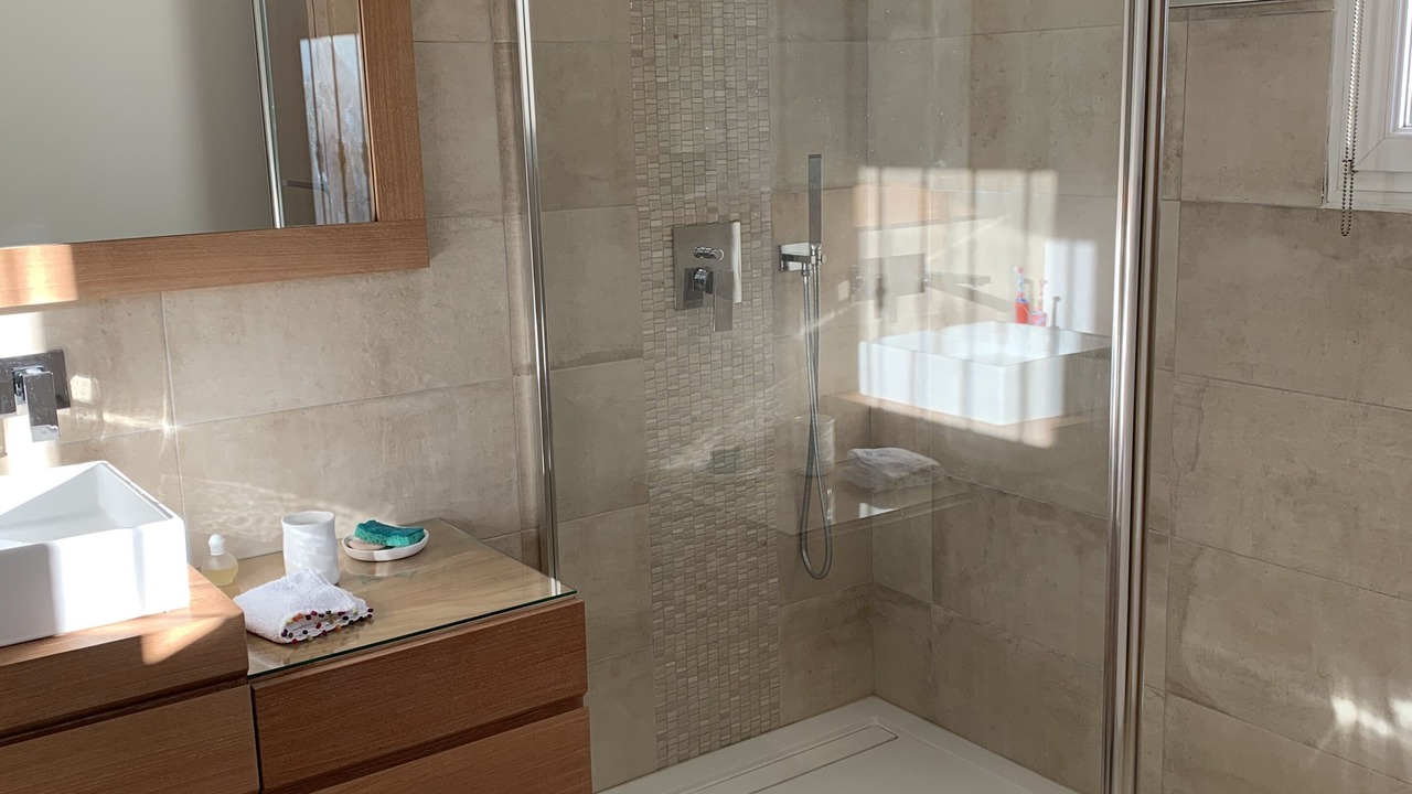 Photo of Bathroom in Eguilles