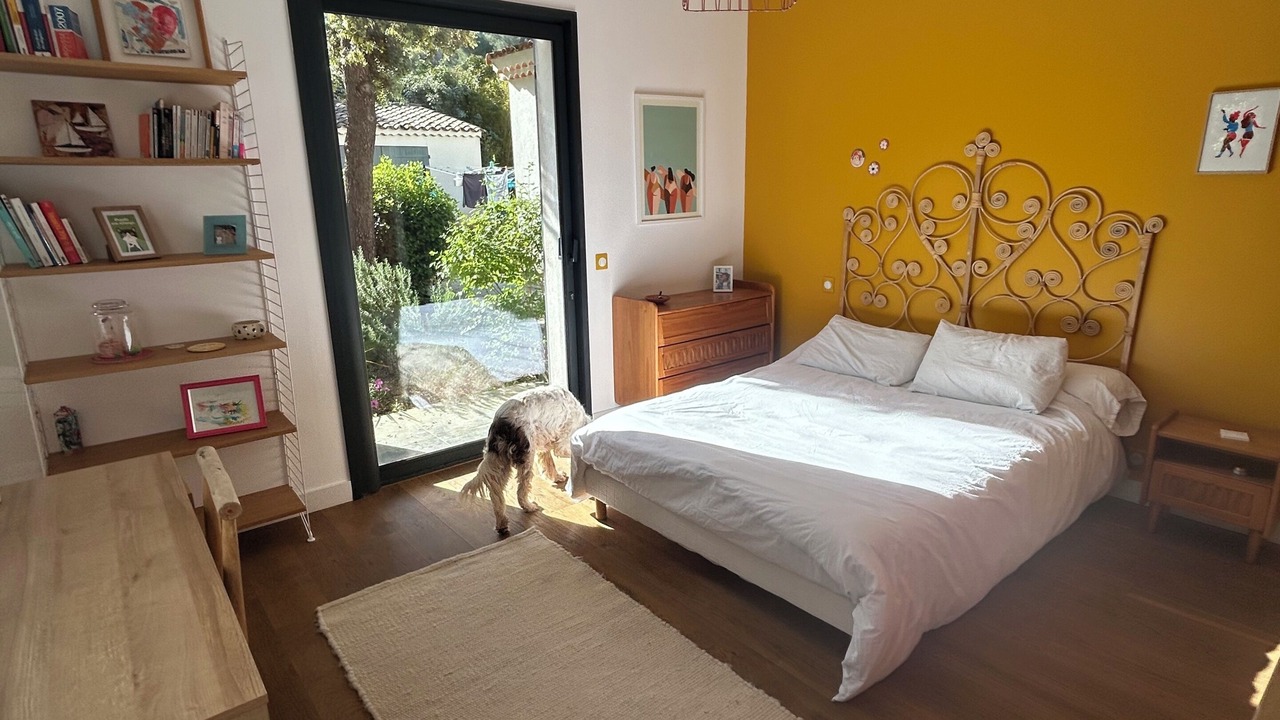 Photo of Bedroom in Gemenos
