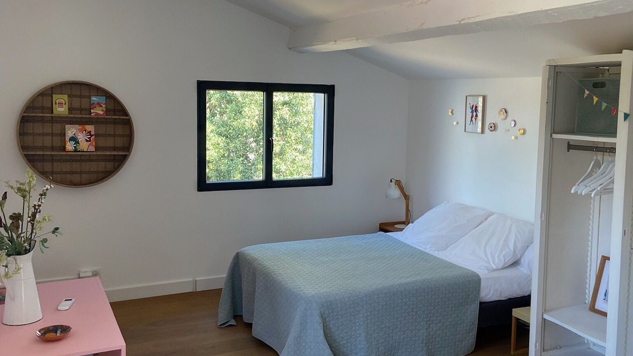 Photo of Bedroom in Gemenos