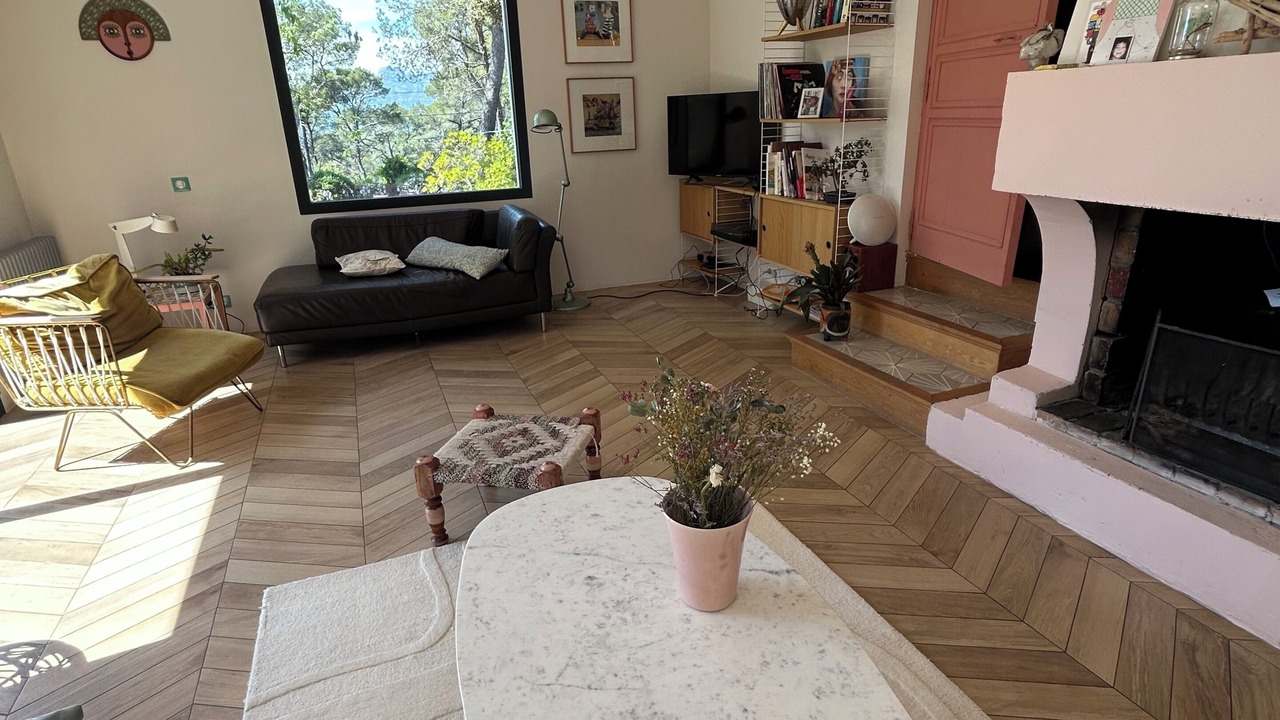Photo of Livingroom in Gemenos