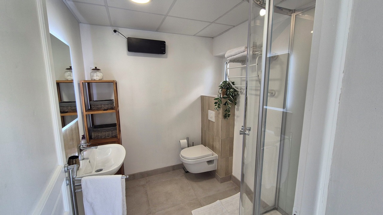 Photo of Bathroom in Avignon