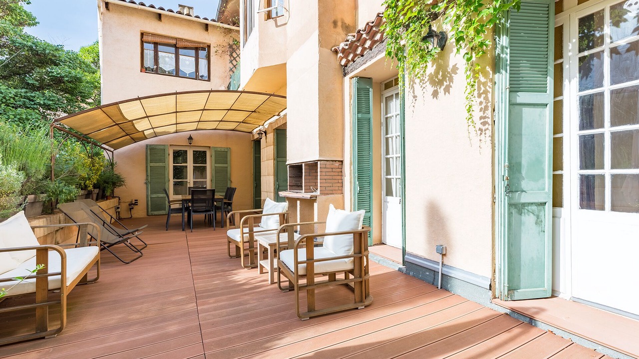 Photo of Patio Balcony in Aix-en-Provence Historic Centre