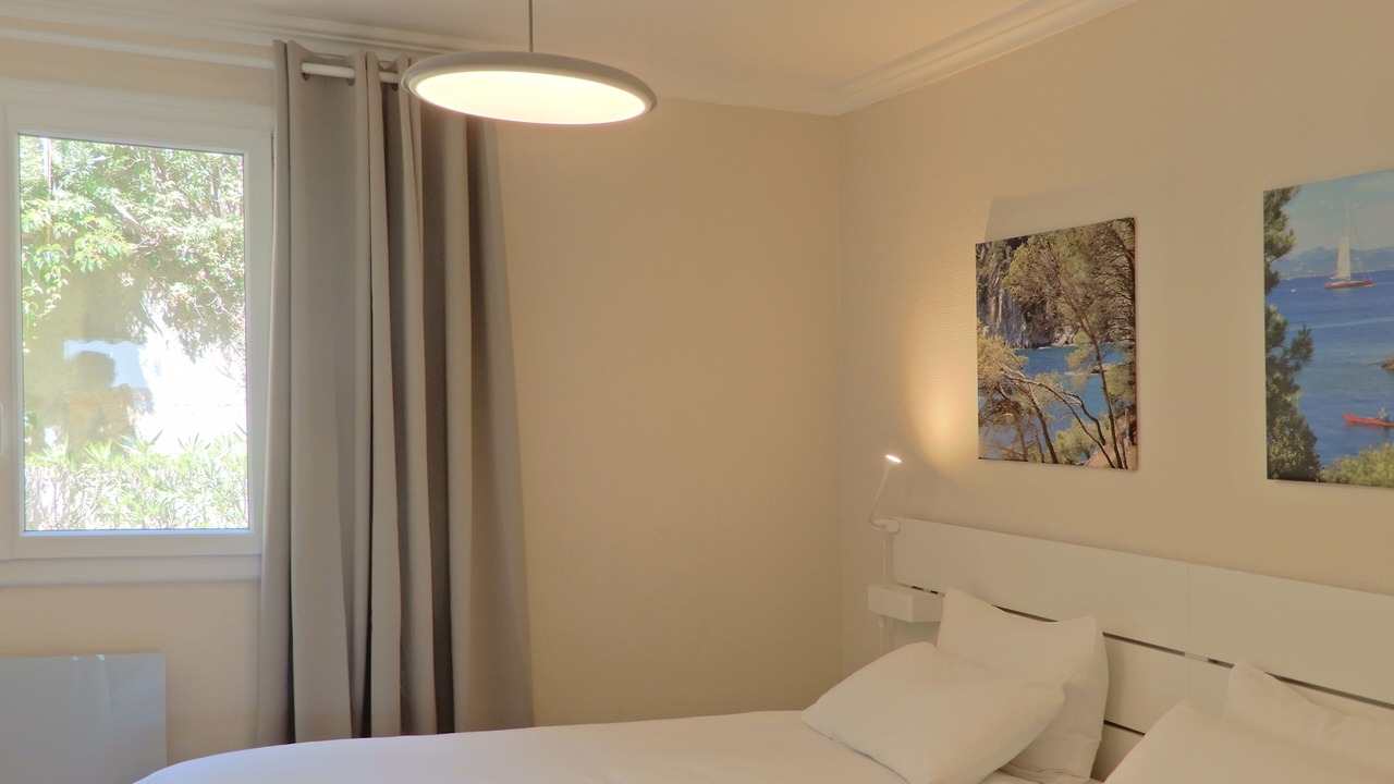 Photo of Bedroom in Bandol