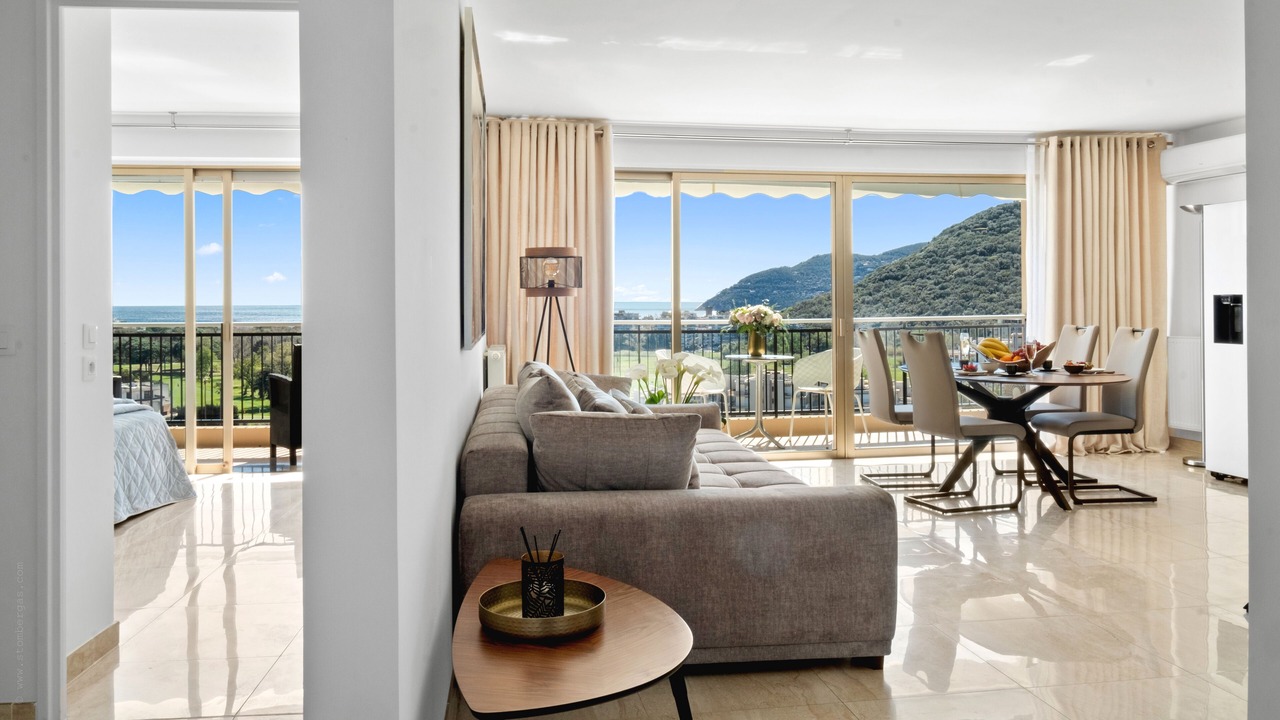 Photo of Livingroom in Mandelieu-La-Napoule