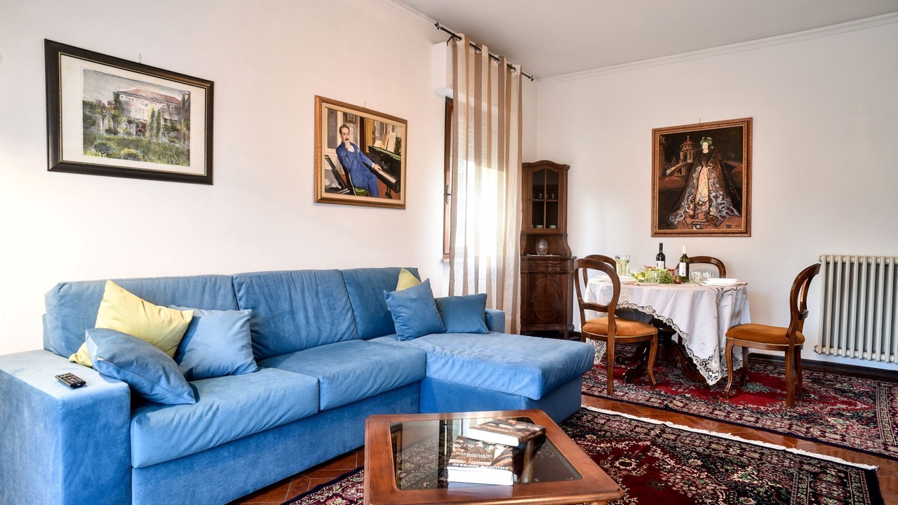 Photo of Livingroom in Lucca Historical Center