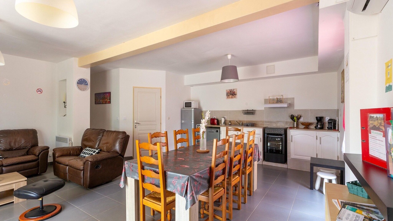 Photo of Livingroom in Montmeyan