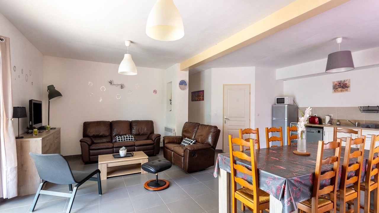 Photo of Livingroom in Montmeyan