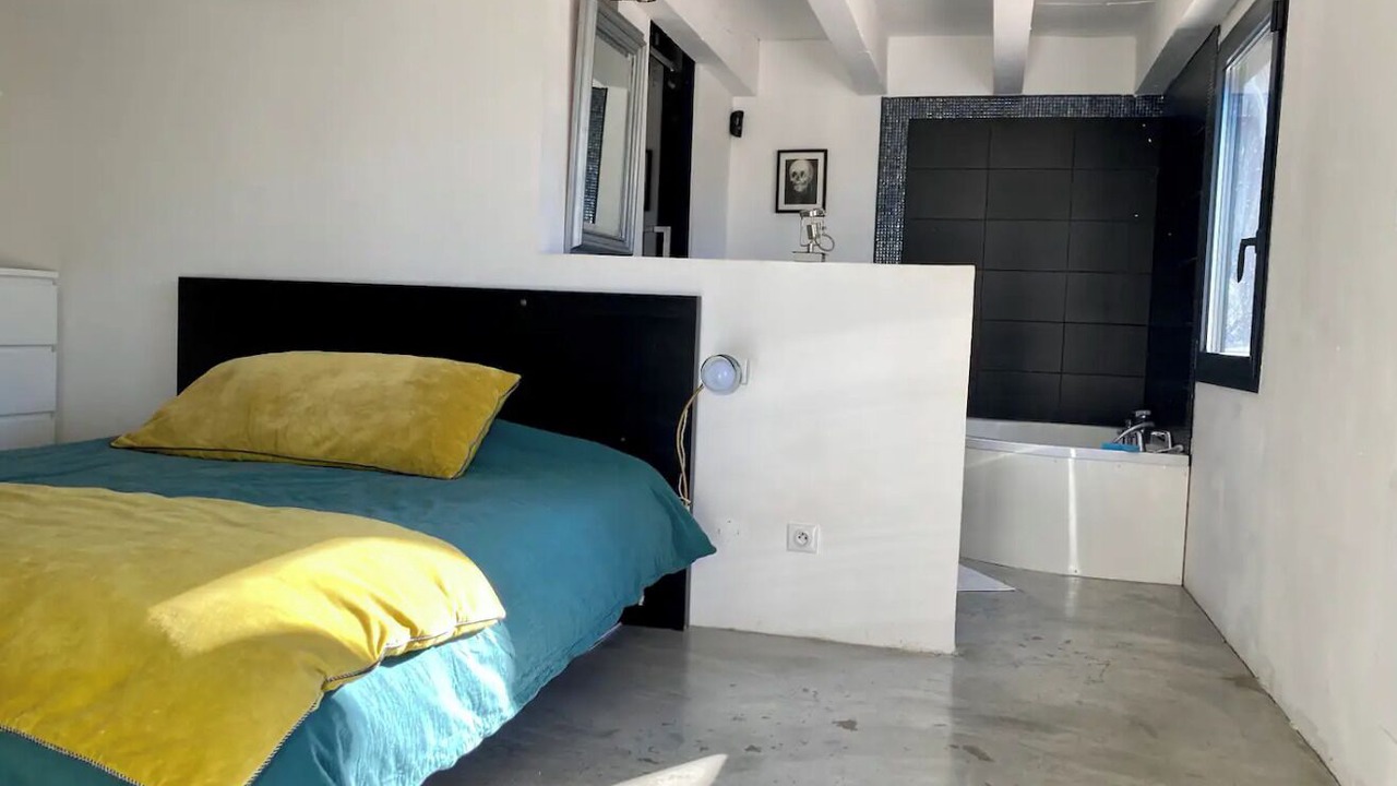 Photo of Bedroom in Aubagne