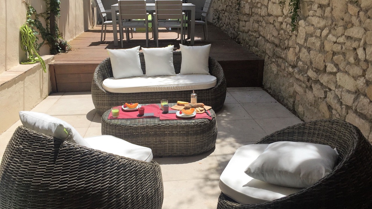 Photo of Outdoor in Avignon City Centre