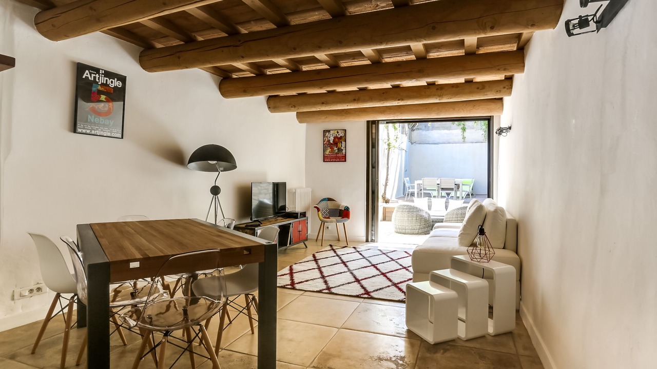 Photo of Bedroom in Avignon City Centre