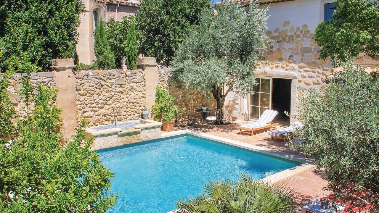 Photo of Outdoor in Roujan