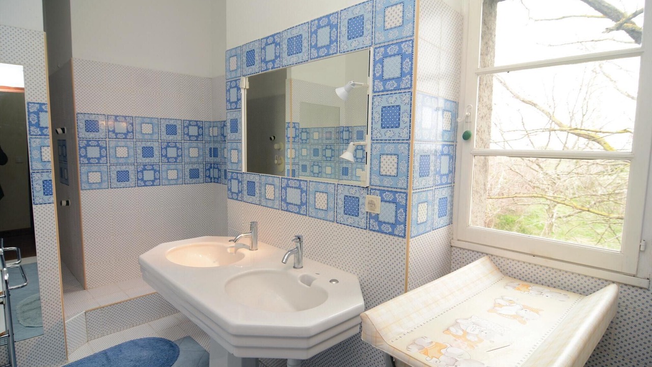 Photo of Bathroom in Albaron
