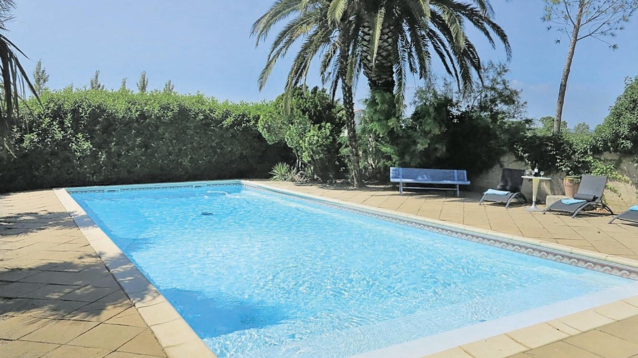 Photo of Outdoor in Albaron