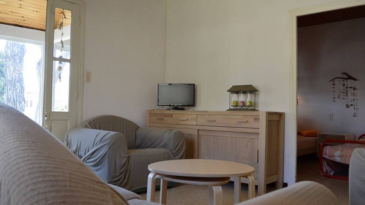 Photo of Bedroom in Saint-Pierre-la-Mer