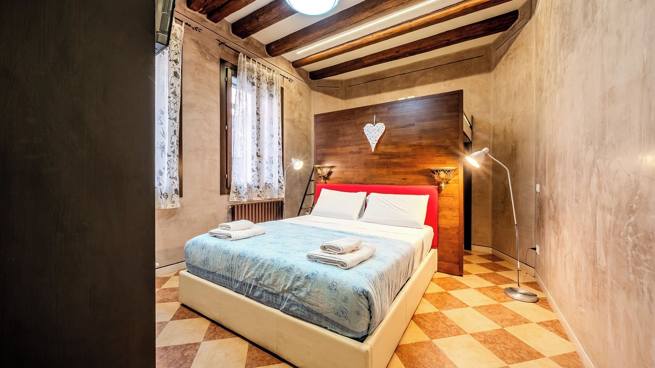 Photo of Bedroom in Dorsoduro