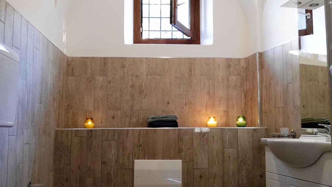 Photo of Bathroom in Vesio