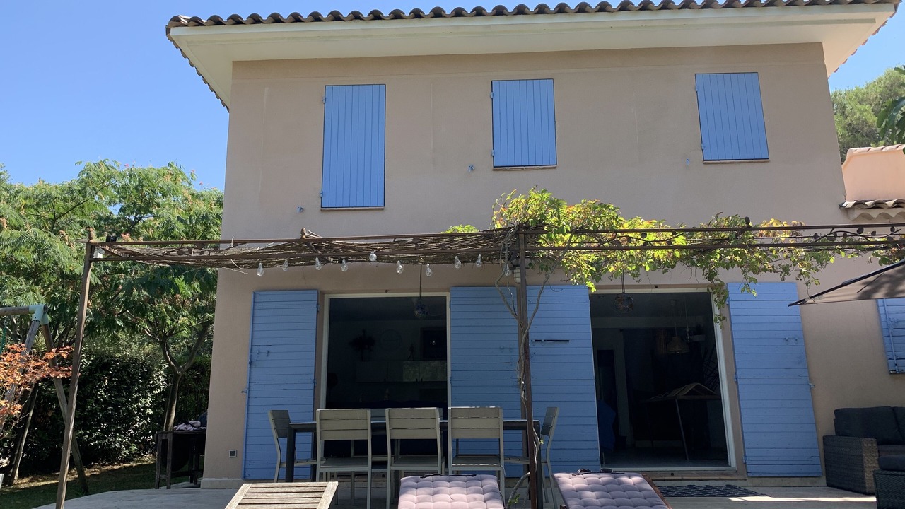 Photo of Outdoor in Lambesc