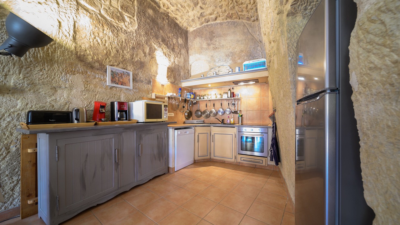 Photo of Kitchen in Cabrieres-dʼAigues
