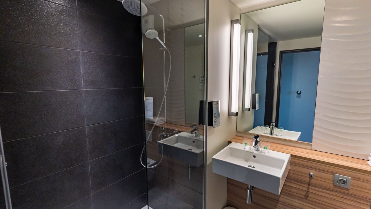 Photo of Bathroom in Gares