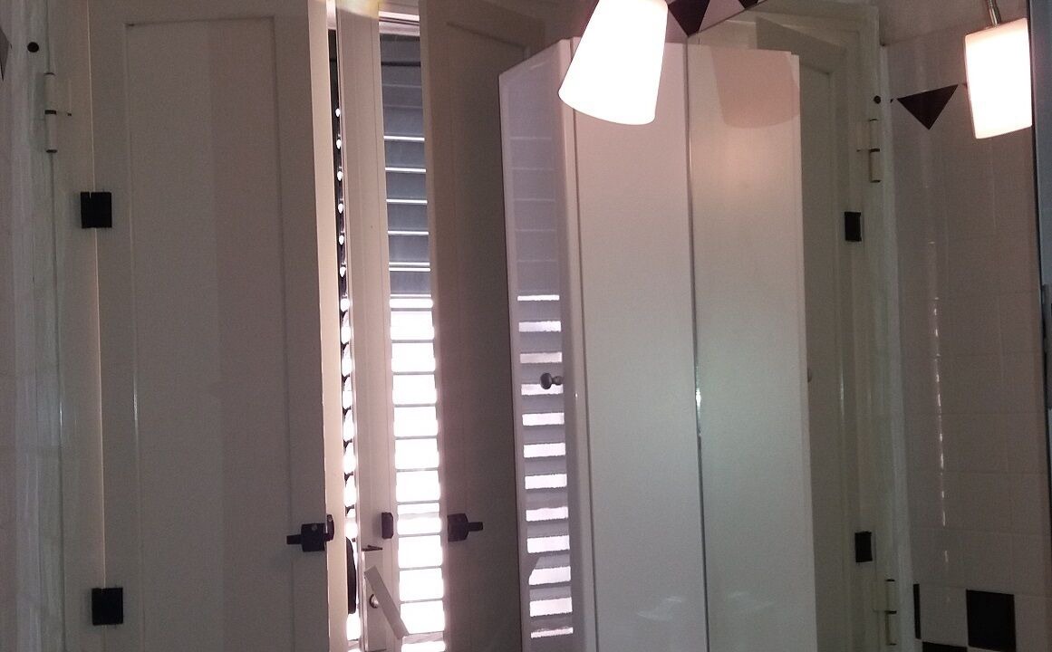 Photo of Bathroom in Avola